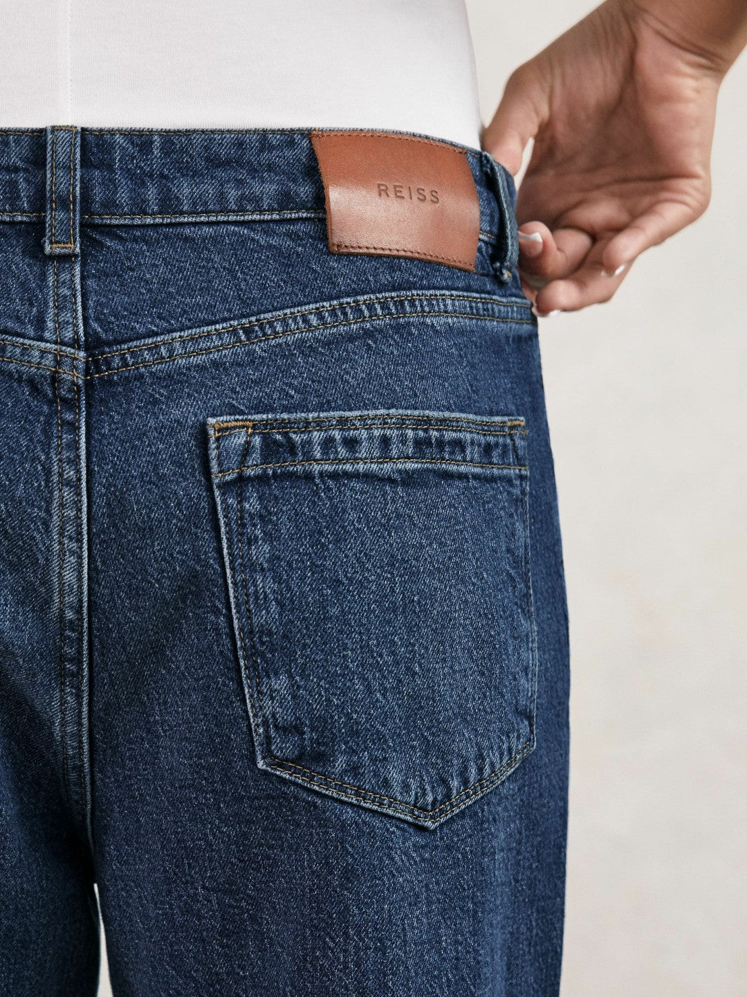 Reiss | Petite Mid-Rise Straight-Leg Jeans in Mid Blue