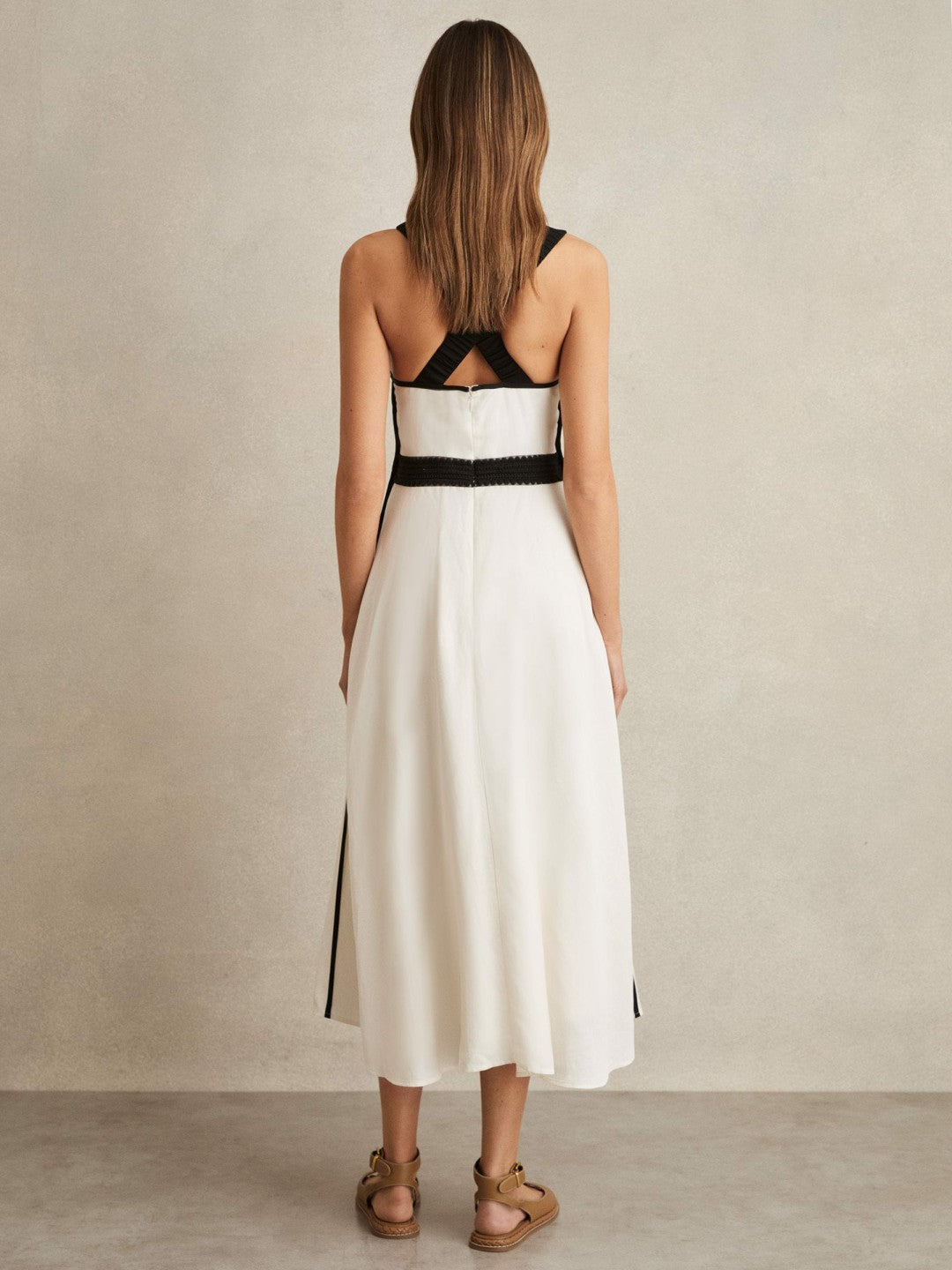 Reiss | Contrast Trim Flared Midi Dress With Linen in Ivory/Black
