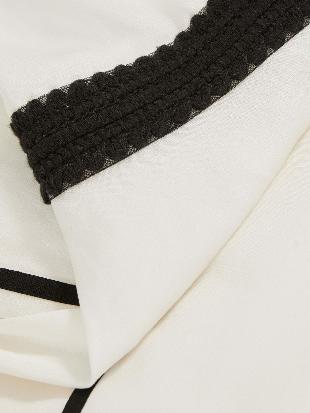 Reiss | Contrast Trim Flared Midi Dress With Linen in Ivory/Black