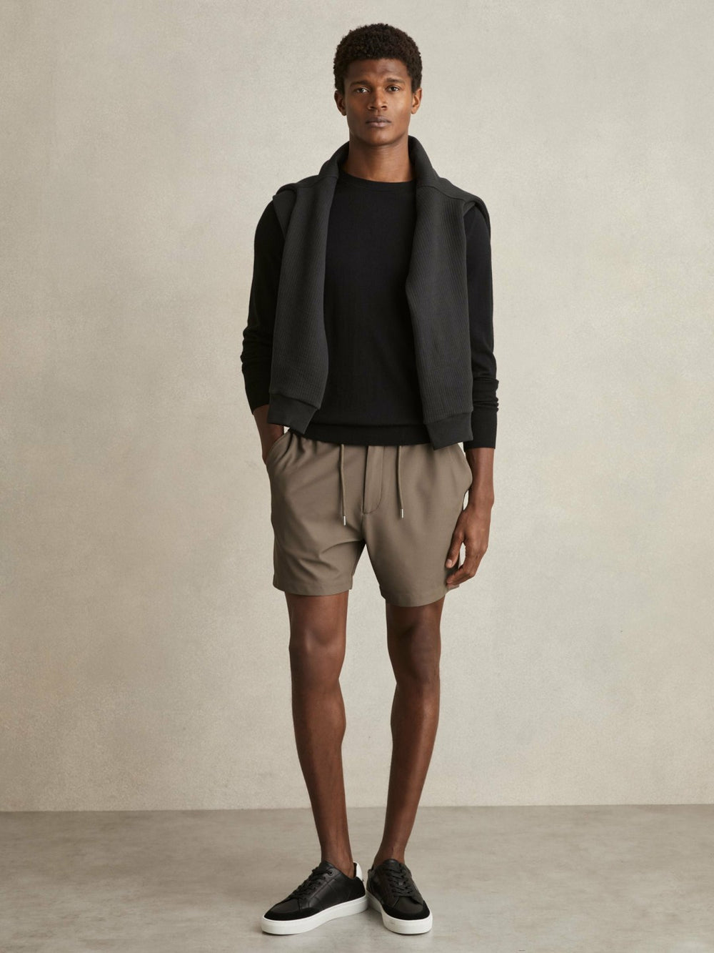 Reiss | Textured Drawstring Shorts in Mocha Brown