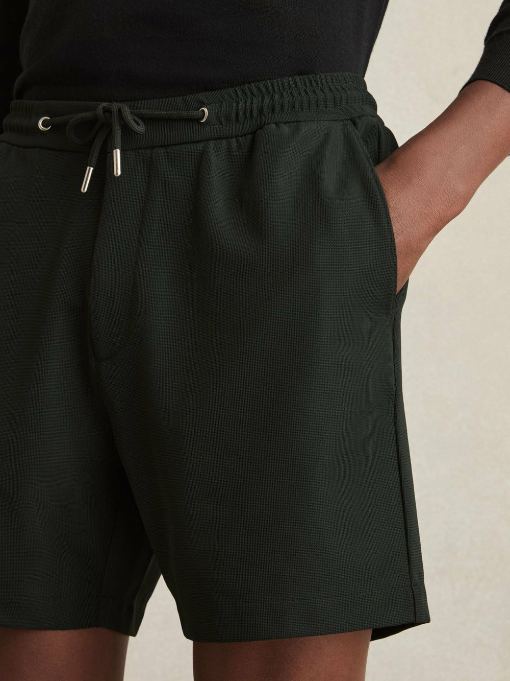 Reiss | Textured Drawstring Shorts in Dark Green