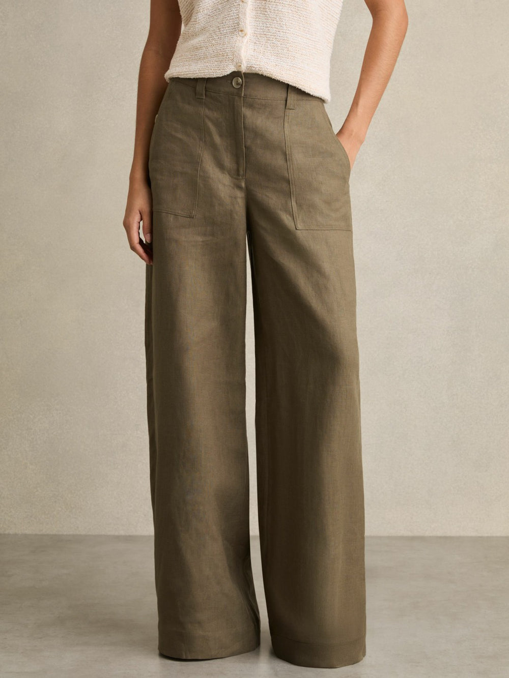 Reiss | Petite Linen Wide Leg Trousers in Khaki
