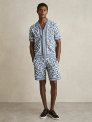 Reiss | Abstract-Pattern Towelling Shorts in Soft Blue/White