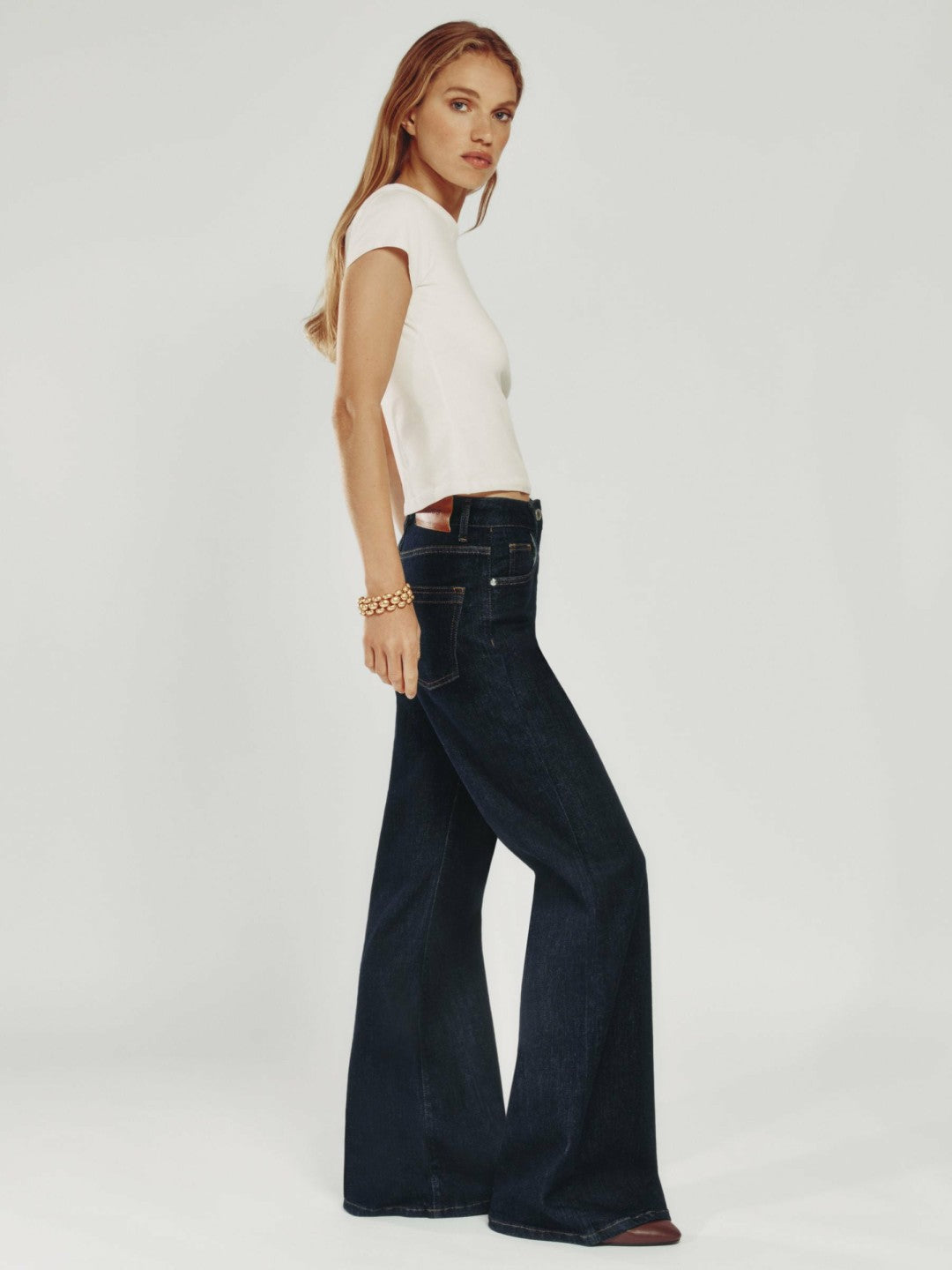 Reiss | Petite Mid-Rise Flared Jeans in Dark Blue