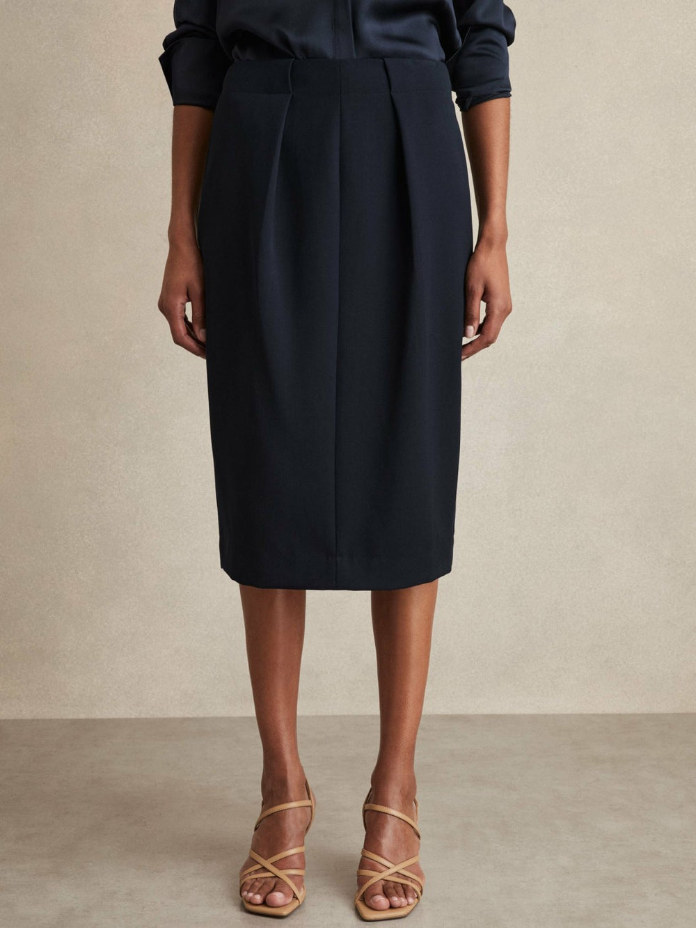 Reiss | Petite Tailored Midi Suit Skirt in Navy