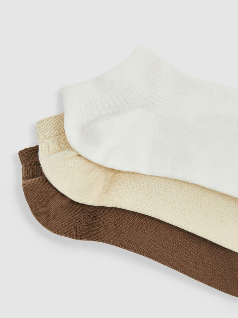 Reiss | 3 Pack of Trainer Socks in Chocolate/White