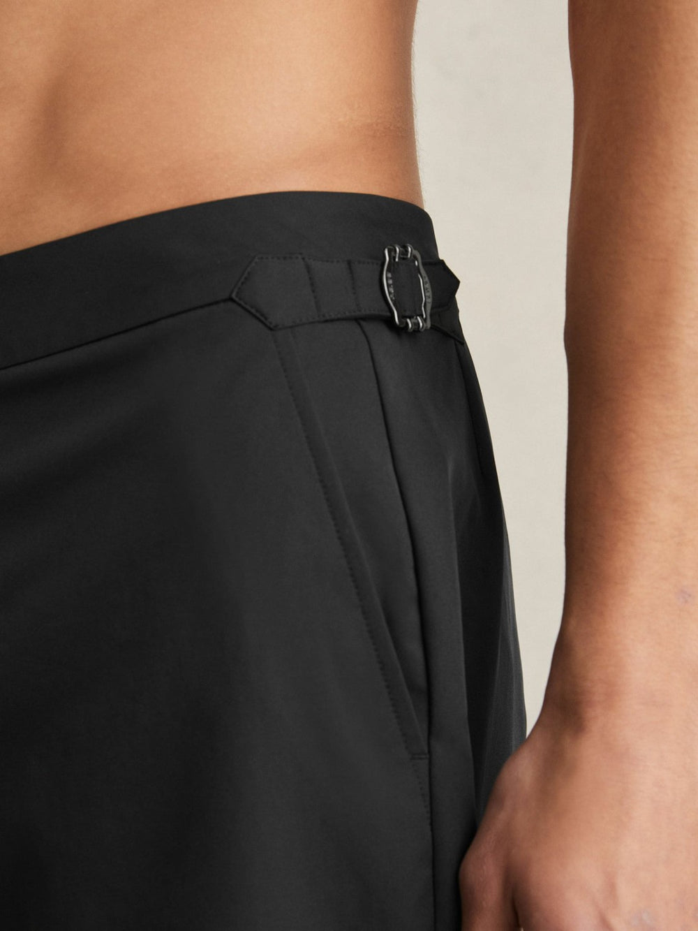 Reiss | Side-Adjuster Swim Shorts in Black