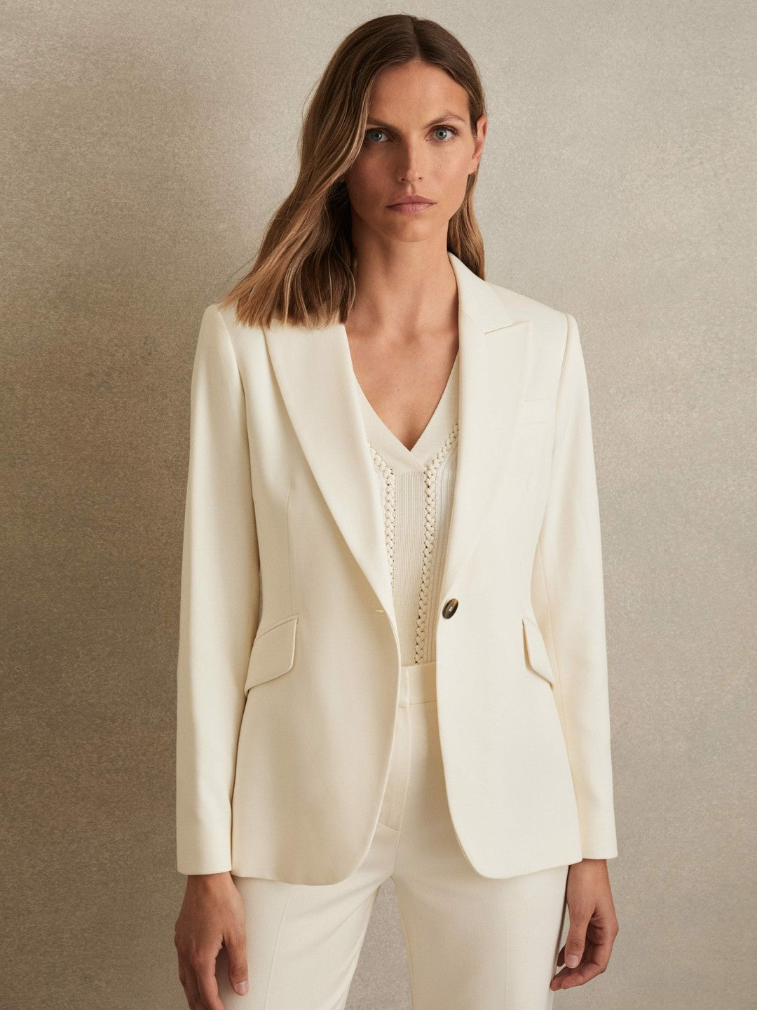 Reiss | Single-Breasted Peak-Lapel Tailored Blazer in Cream