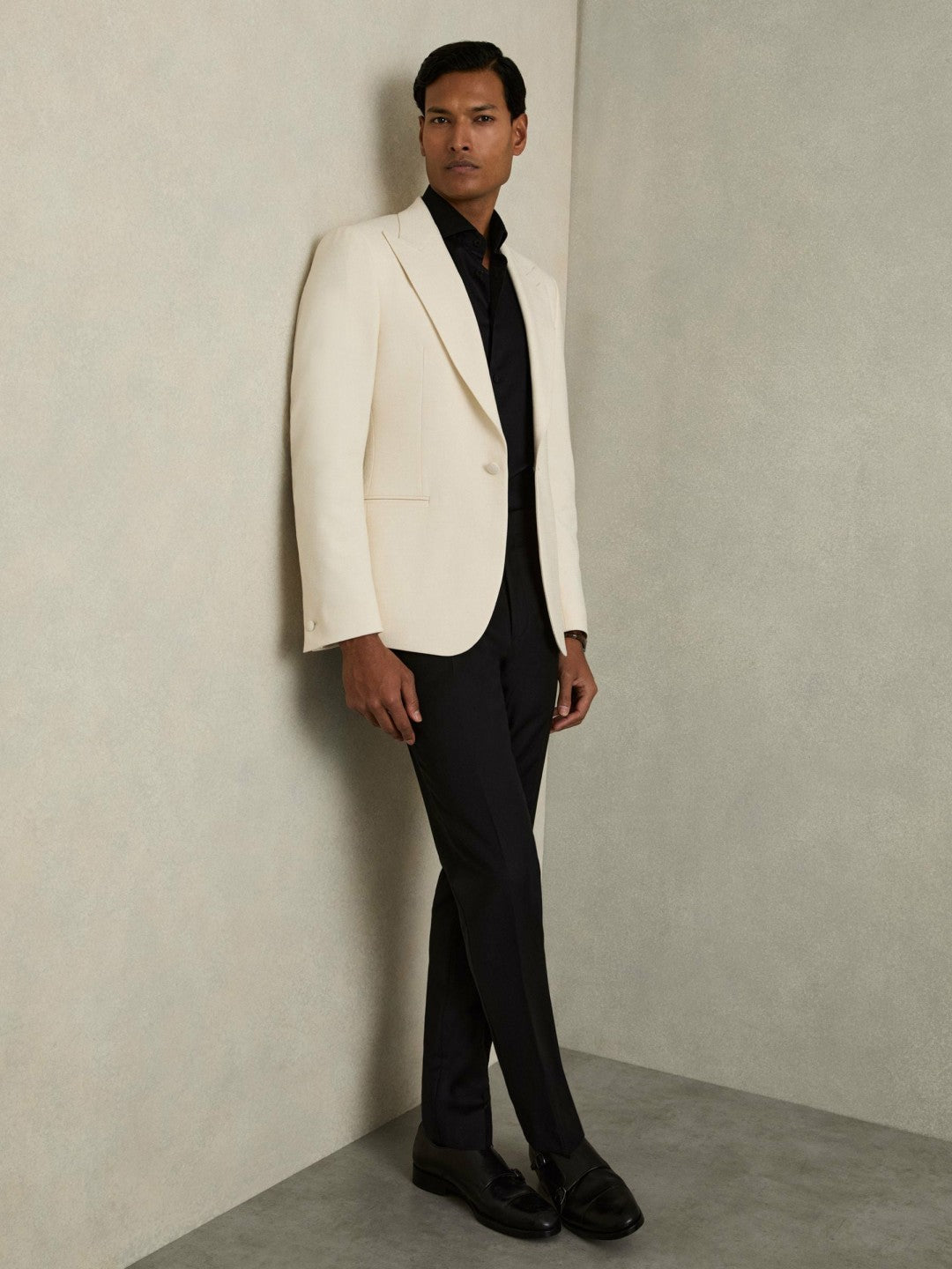 Reiss | Regular Fit Slim-Fit Cotton Double-Cuff Shirt in Black