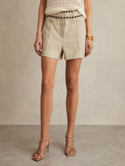 Reiss | Linen Whipstitch Shorts in Neutral