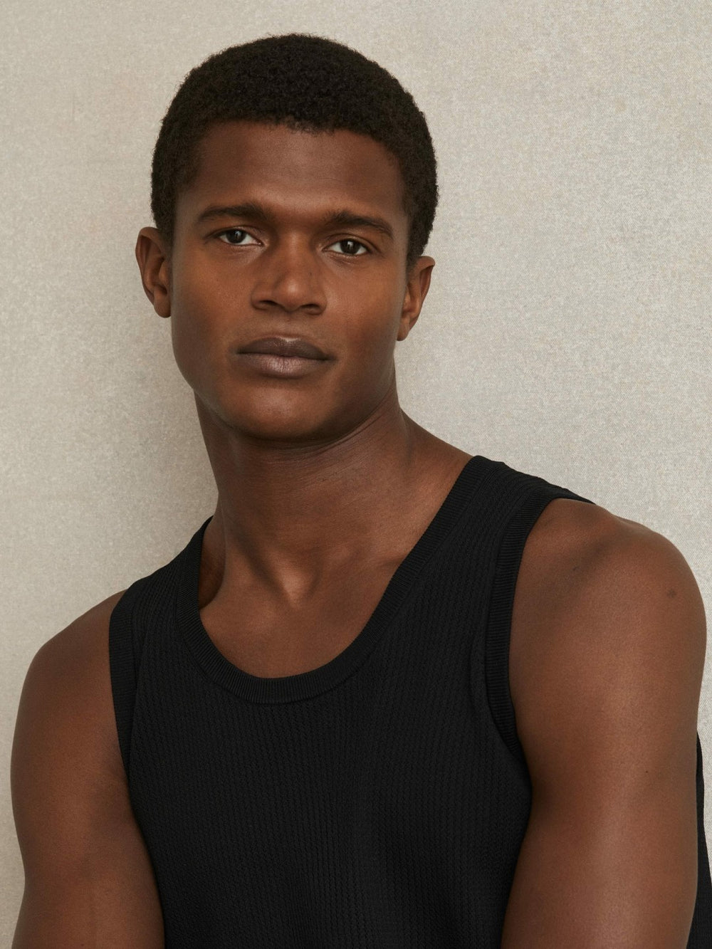 Reiss | Textured Crew Neck Ribbed Vest in Black