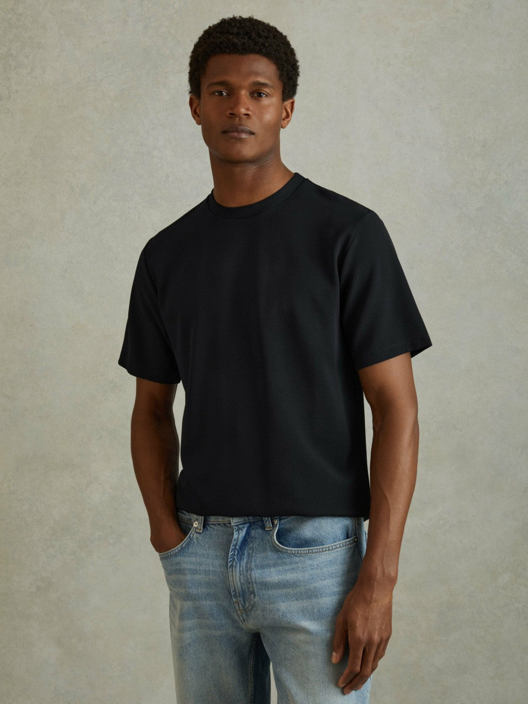 Reiss | Textured Crew-Neck T-Shirt in Navy