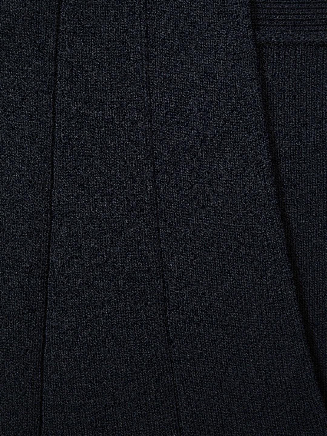 Reiss | Knitted Sleeveless V-Neck Vest in Navy