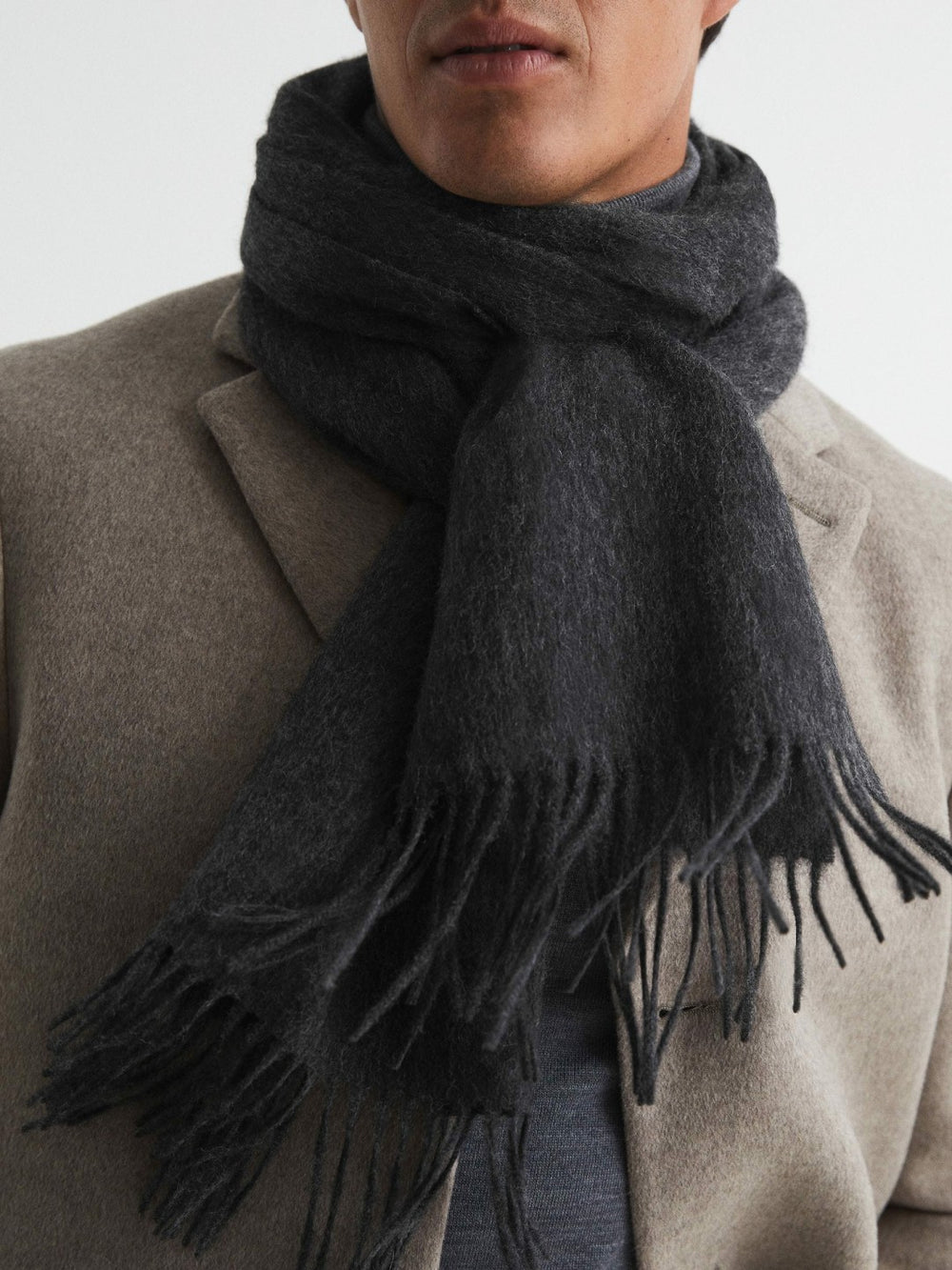 Reiss | Wool and Cashmere Scarf in Charcoal