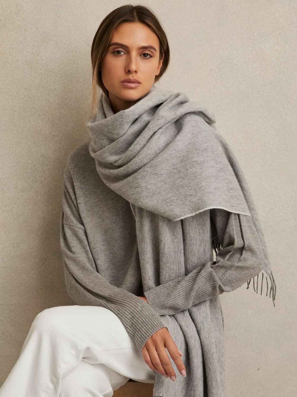 Reiss | Wool-Cashmere Scarf in Soft Grey