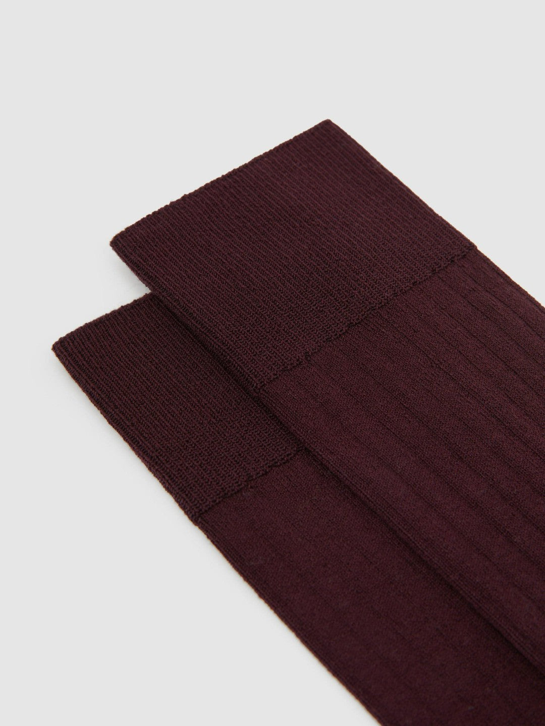Reiss | Ribbed Socks in Bordeaux