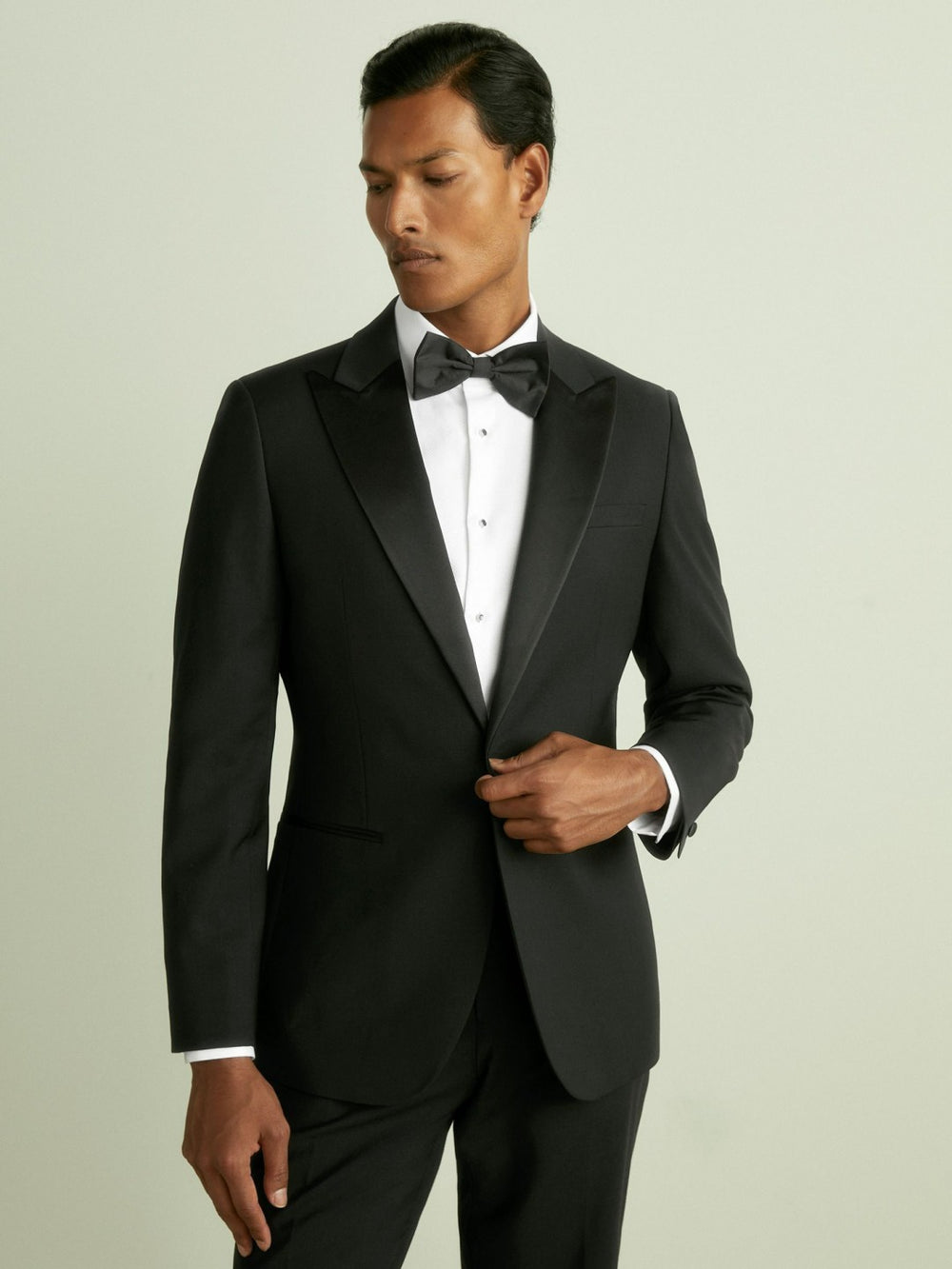 Reiss | Regular Fit Single Breasted Tuxedo Jacket in Black