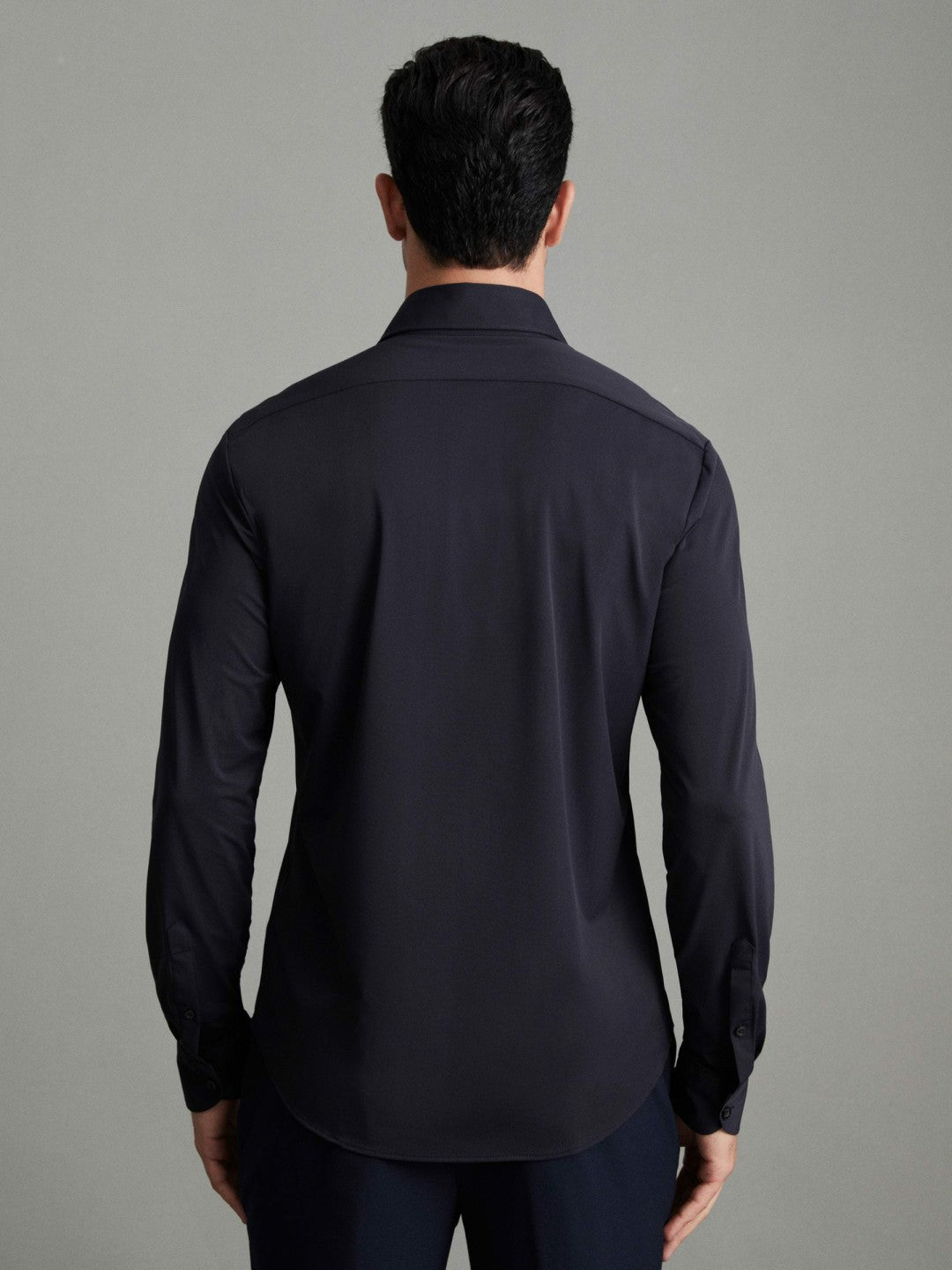 Reiss | Regular Fit Button-Through Travel Shirt in Navy