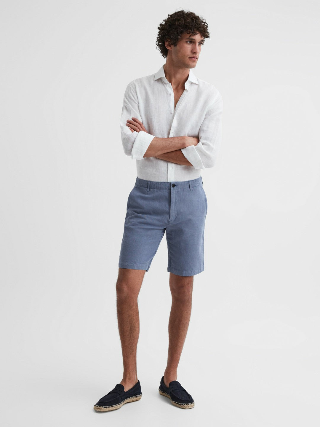 Reiss | Cotton-Linen Blend Shorts in Airforce Blue