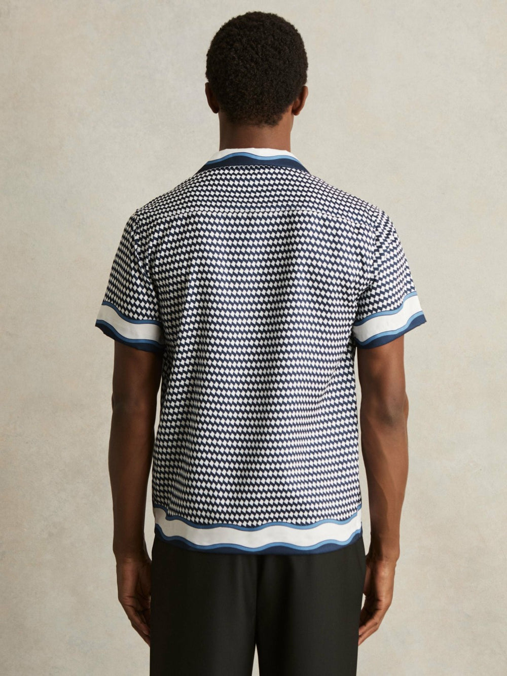 Reiss | Geometric-Print Cuban-Collar Shirt in White/Navy