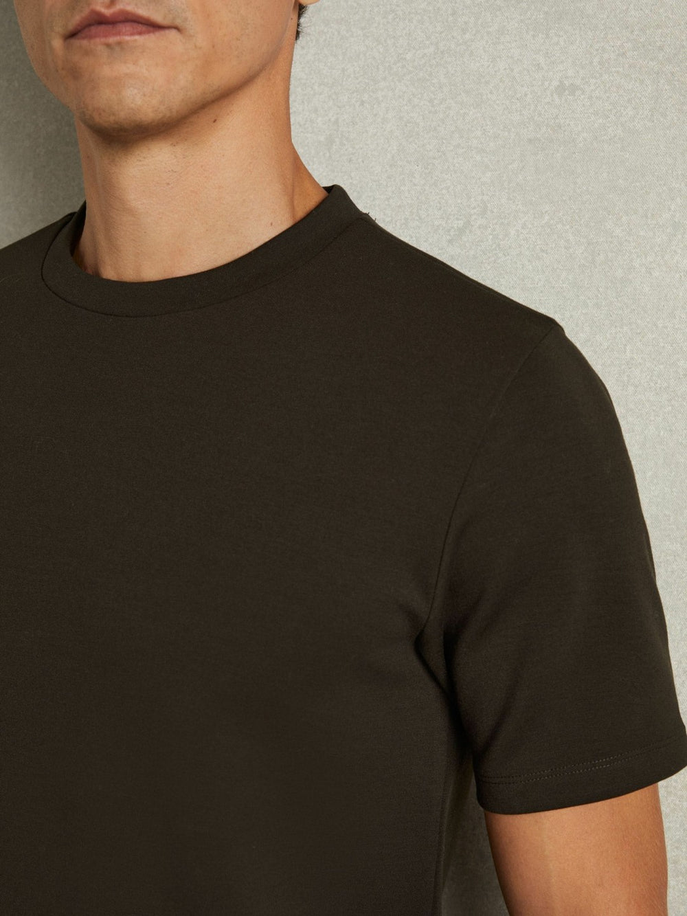 Reiss | Interlock Jersey Crew Neck T-Shirt in Chocolate Brown
