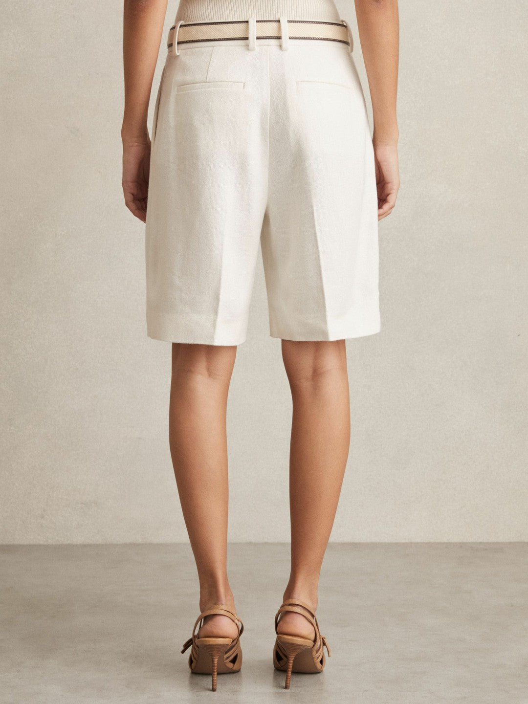 Reiss | Petite Linen-Blend Bermuda Shorts in White