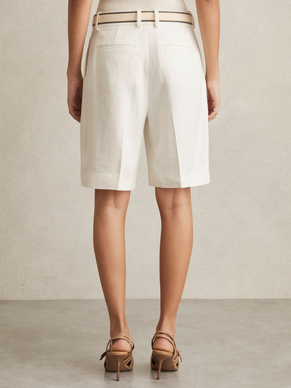 Reiss | Petite Linen-Blend Bermuda Shorts in White