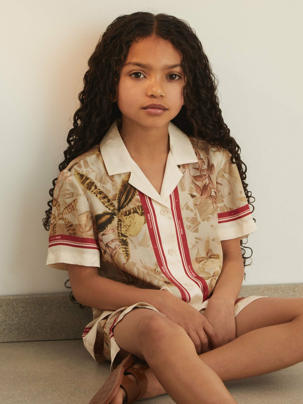 Reiss | 9-13 yrs  | NYBG Satin Floral-Print Shirt in Khaki