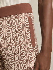 Reiss | Tile Pattern Knit Shorts in Brown/White