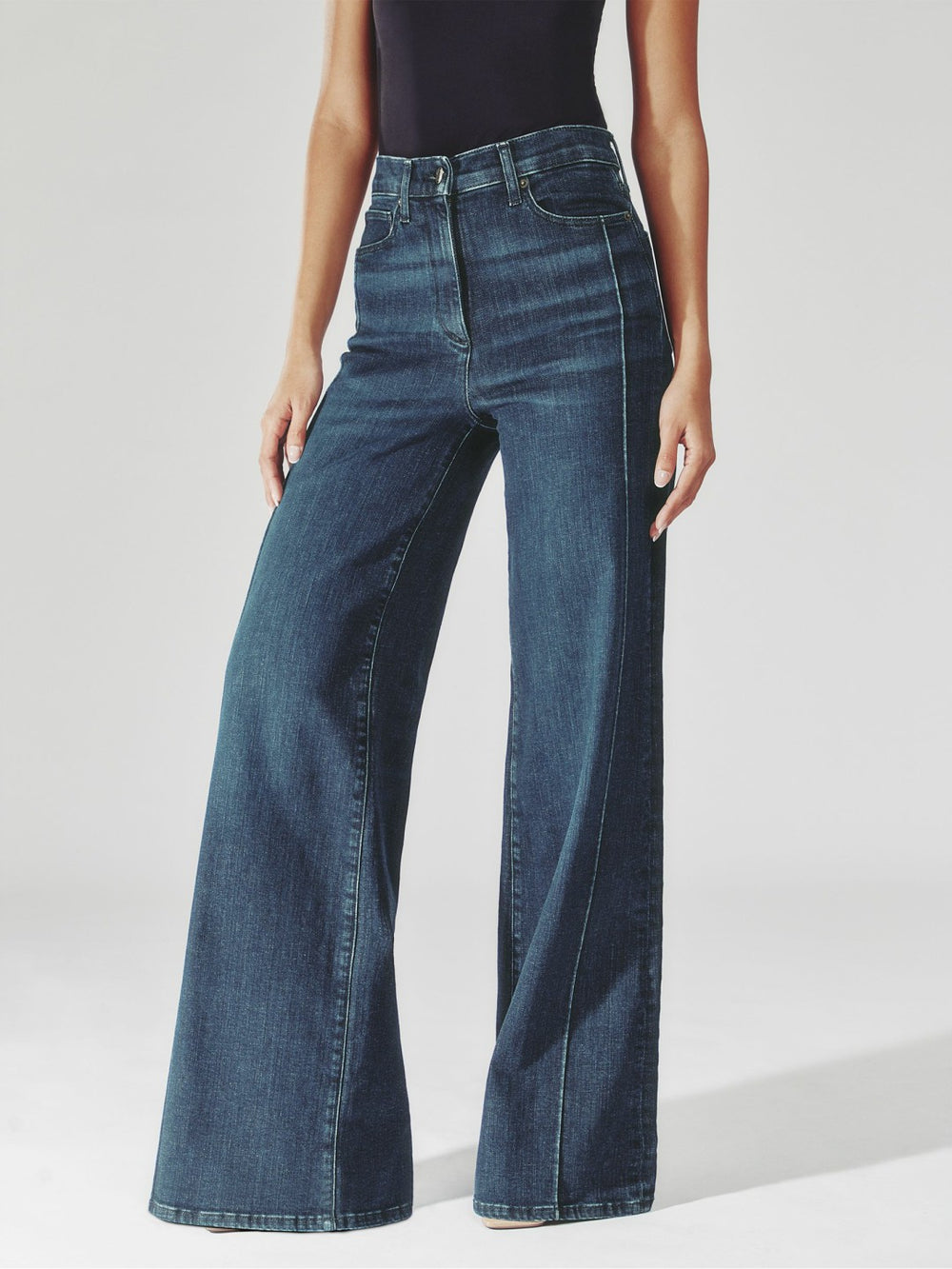 Reiss | Petite Stretch-Cotton Wide-Leg Jeans in Mid Blue