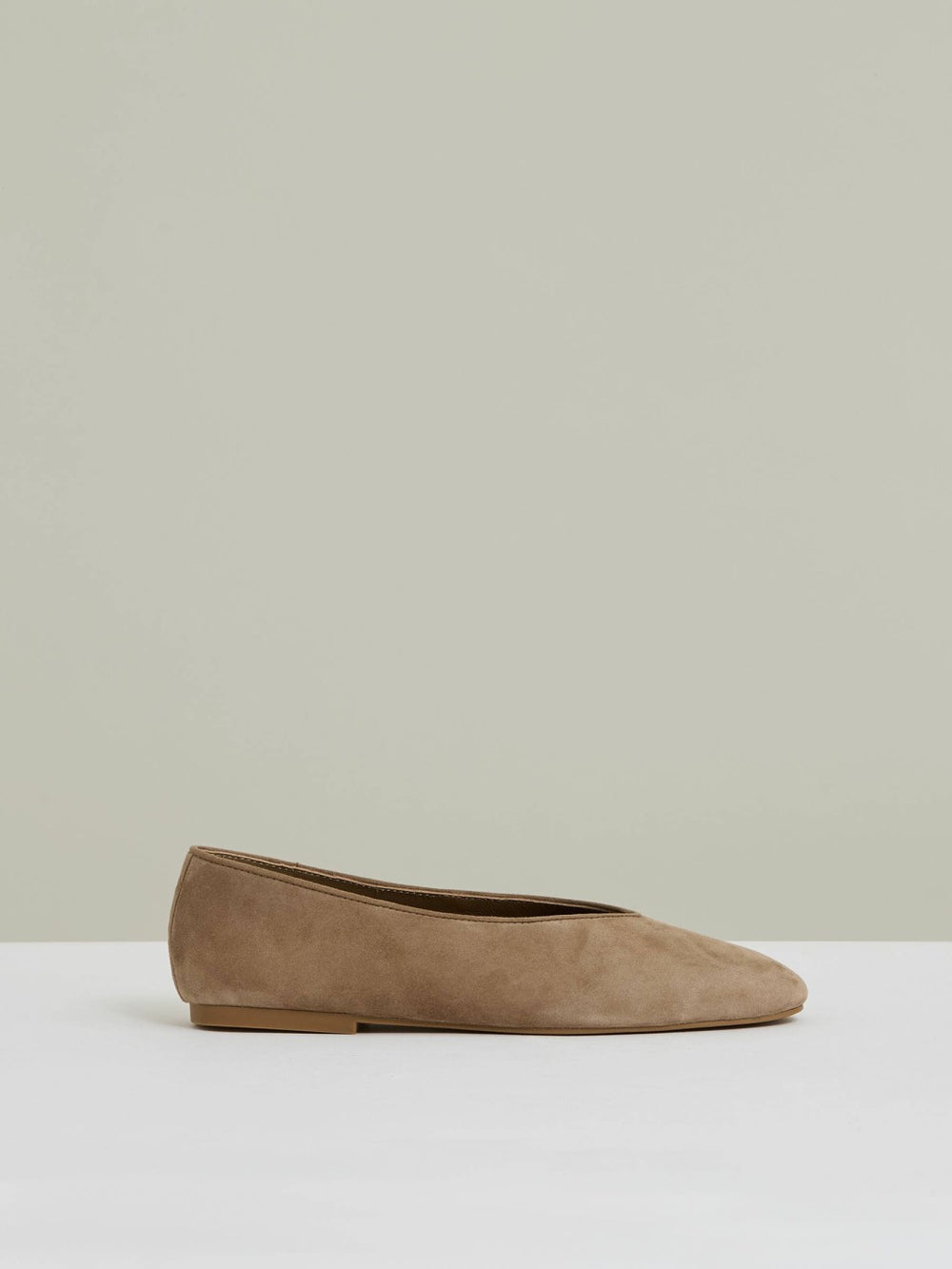 Reiss | Leather Rounded-Point Toe Ballet Flats in Taupe