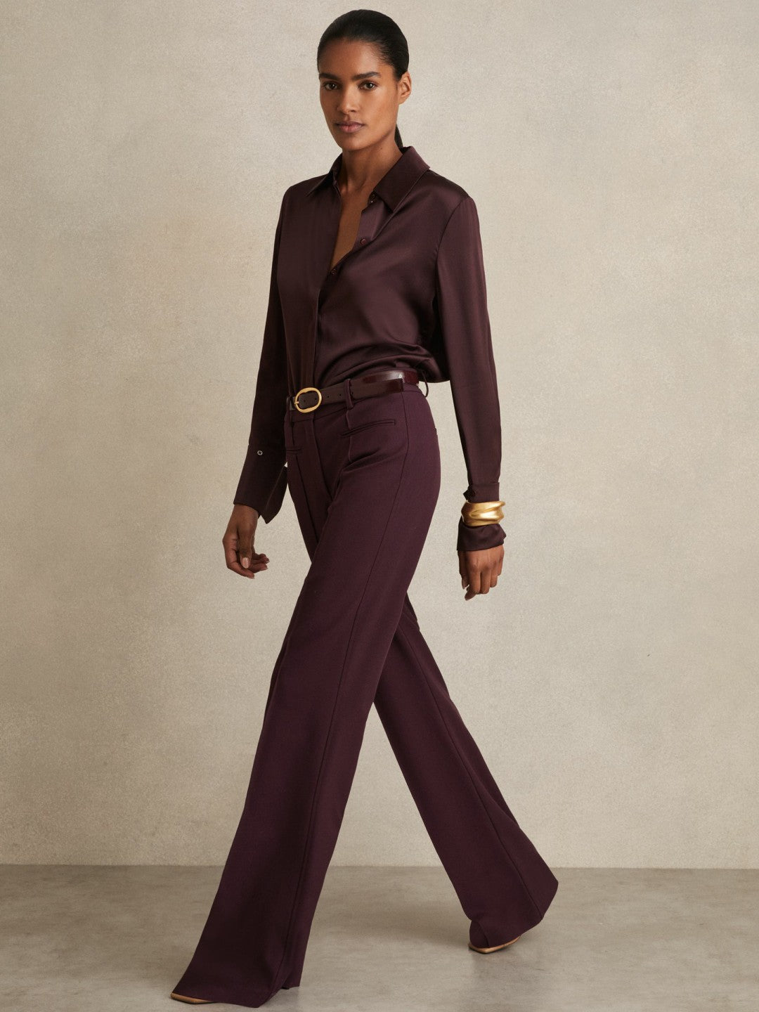 Reiss | Petite High Rise Flared Trousers in Burgundy