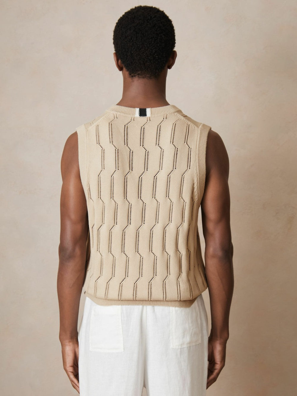 Reiss | | Ché Pointelle V-Neck Vest in Stone