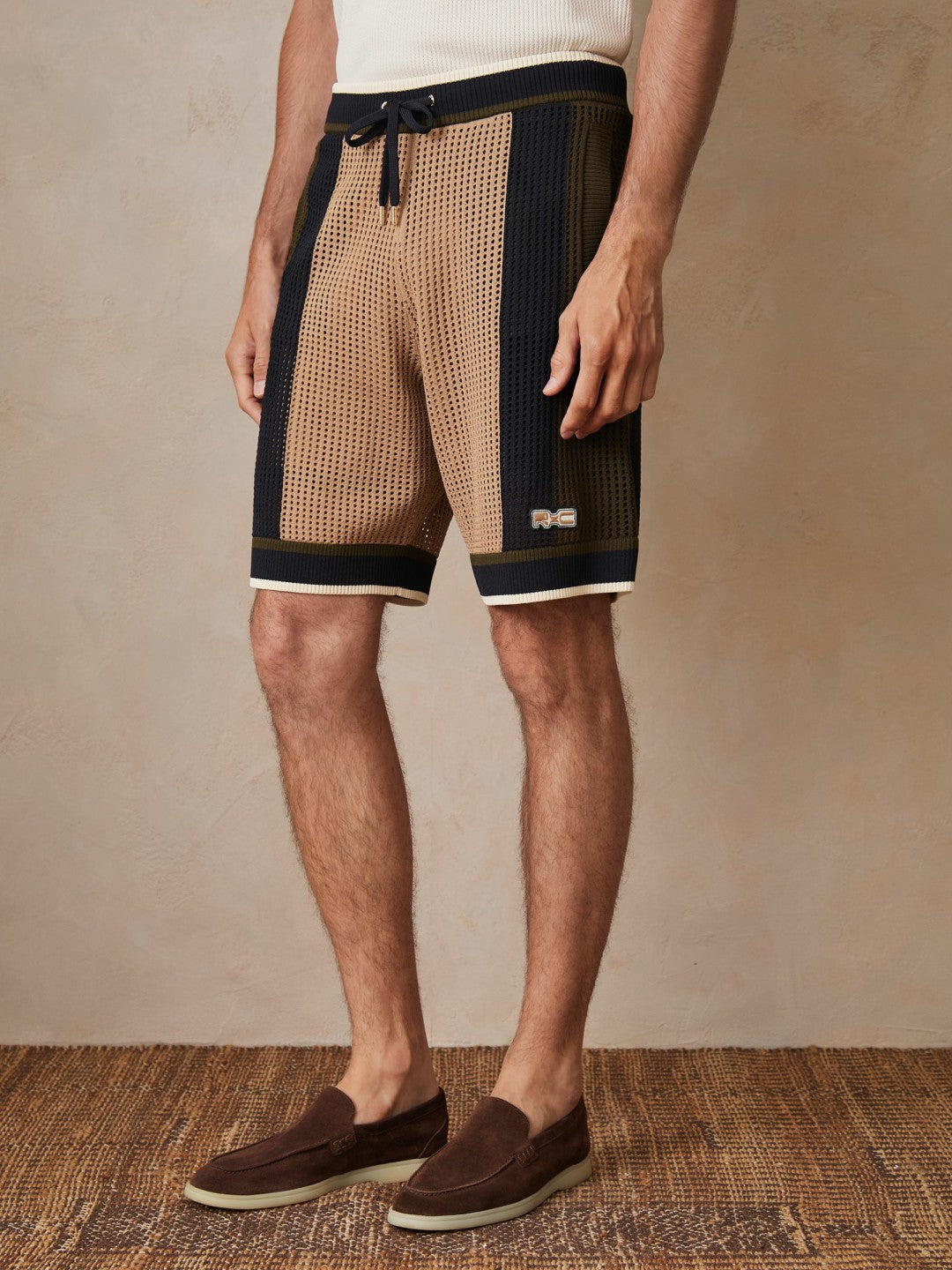 Reiss | | Ché Crochet Colour-Block Shorts in Camel/Green