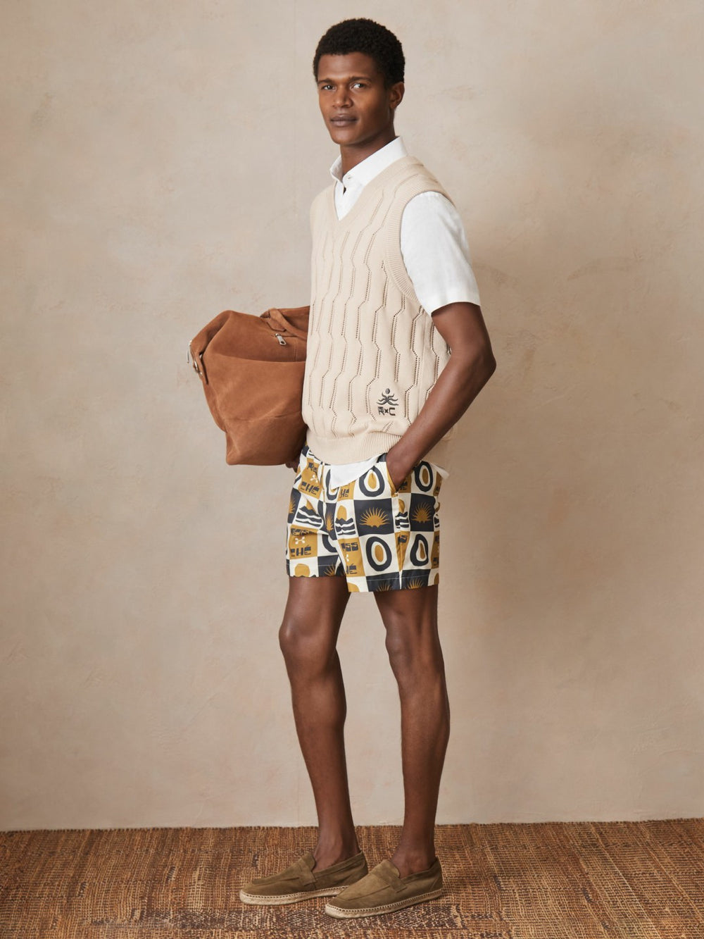 Reiss | | Ché Sunset-Print Swim Shorts in Olive Green