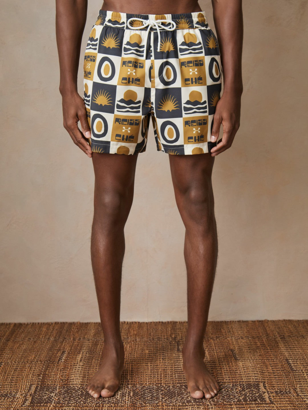 Reiss | | Ché Sunset-Print Swim Shorts in Olive Green