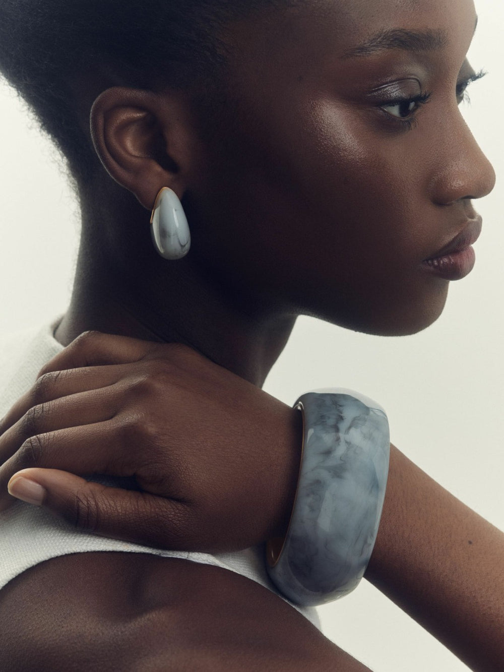 Reiss | Curve Marble Bangle in Gold Tone