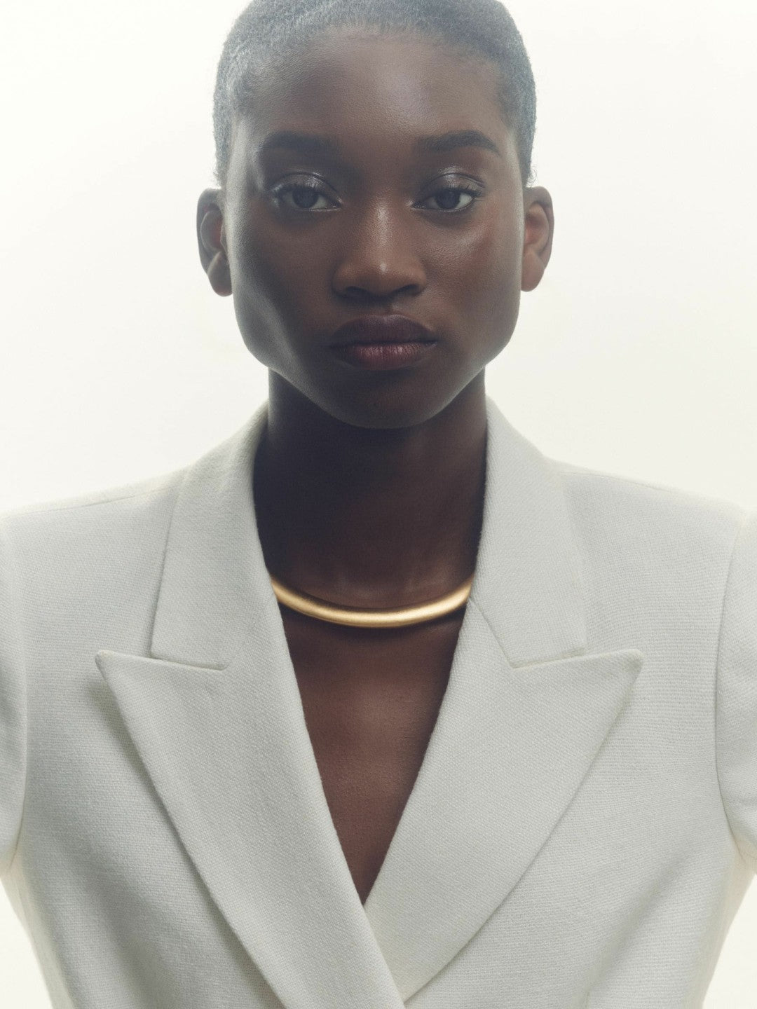 Reiss | Polished Curve Choker in Gold Tone