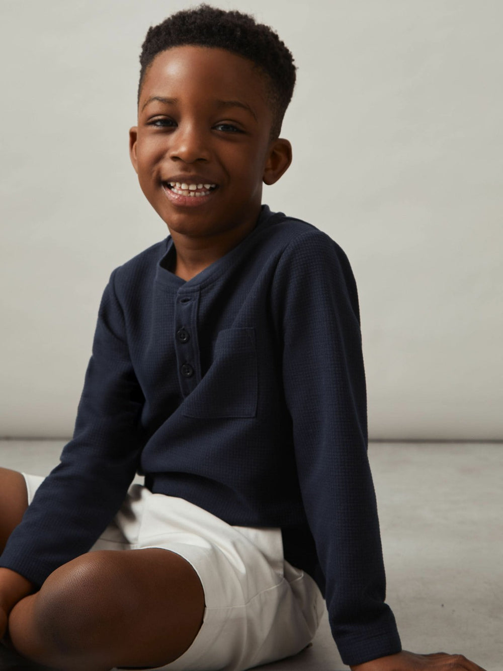 Reiss | 9-13 yrs Cotton-Blend Waffle Henley T-Shirt in Navy