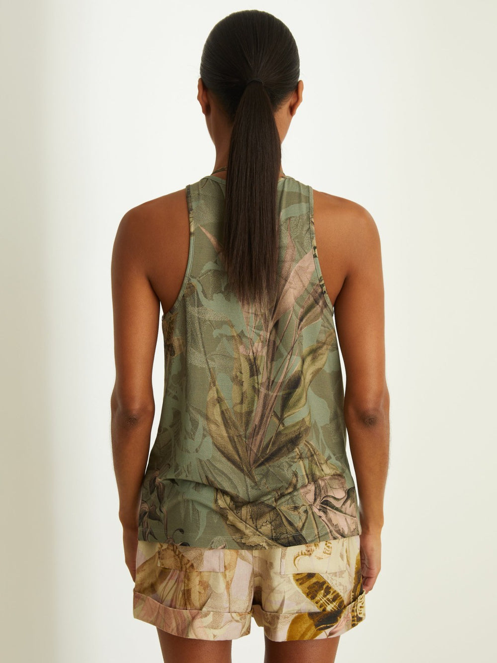 Reiss | | NYBG Floral Scoop-Neck Vest in Khaki