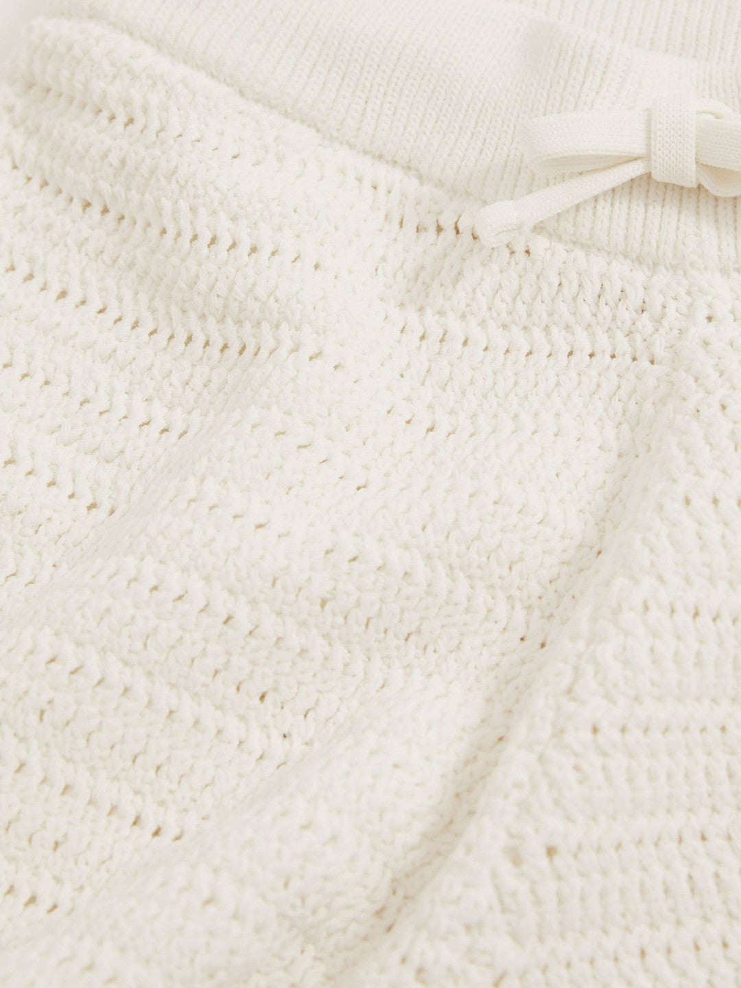 Reiss | 3-9 yrs McLaren F1 Team Crochet Shorts in Off White/Orange