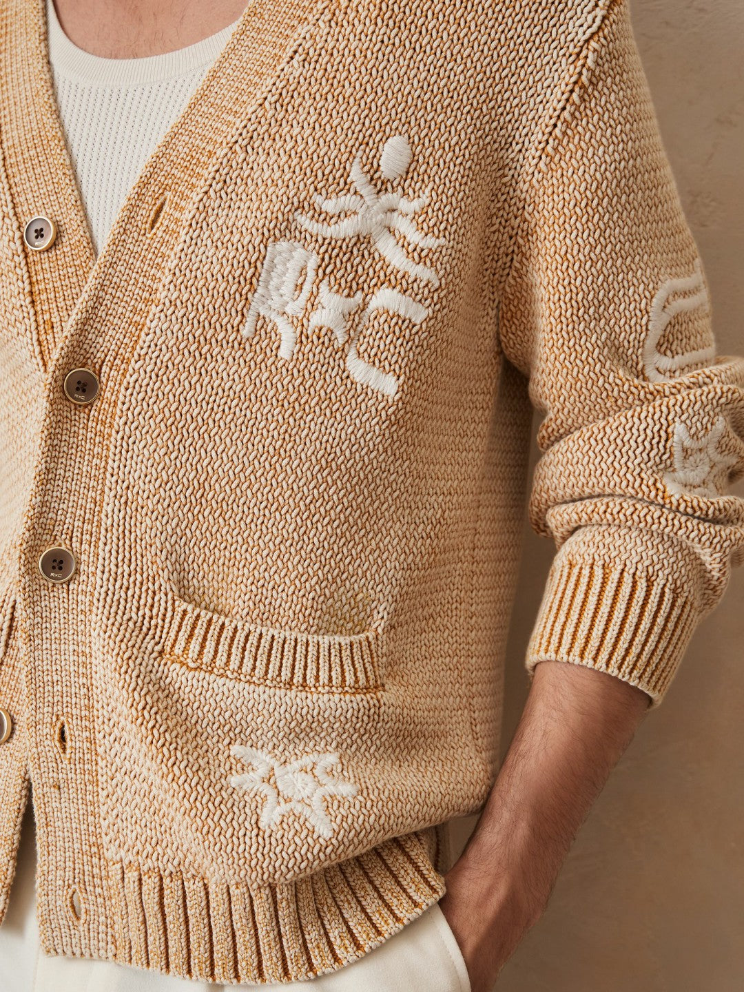 Reiss | | Ché Motif-Embroidered Cardigan in Camel