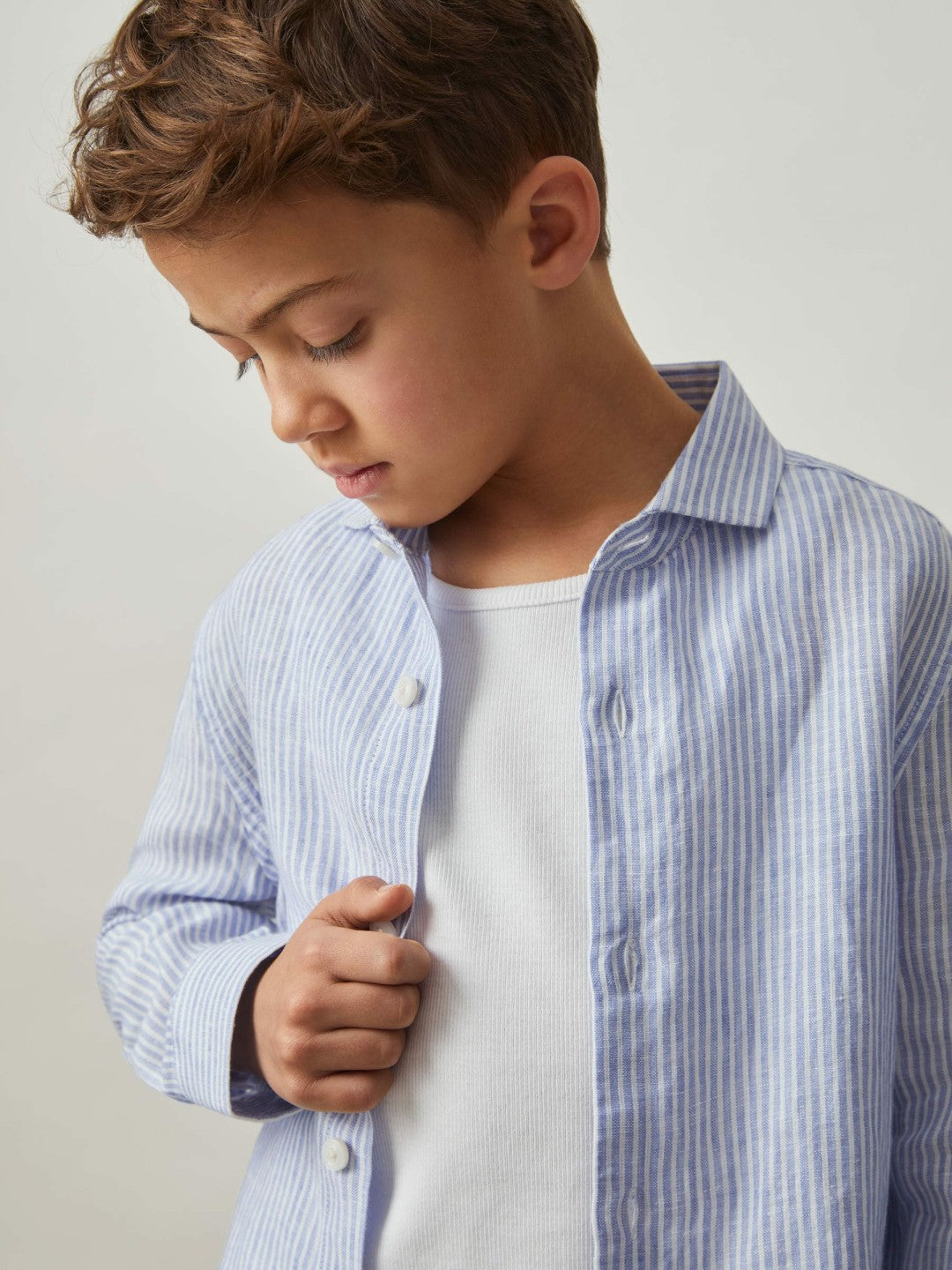 Reiss | 13-14 yrs Linen Cutaway Collar Shirt in Blue/White Stripe