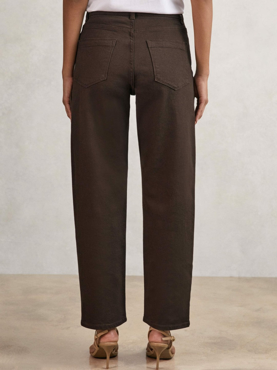 Reiss | Petite Mid-Rise Straight-Leg Jeans in Chocolate
