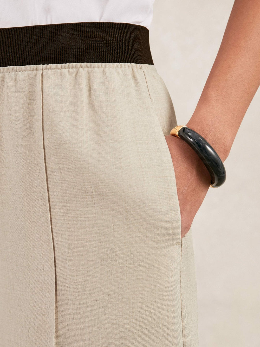 Reiss | Petite Wide-Leg Elasticated-Waist Trousers in Neutral