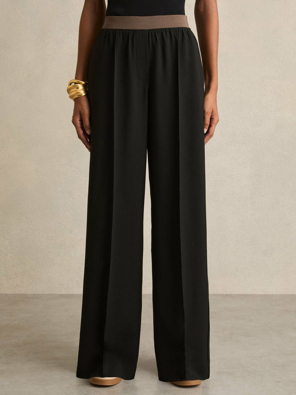 Reiss | Petite Wide-Leg Elasticated-Waist Trousers in Black