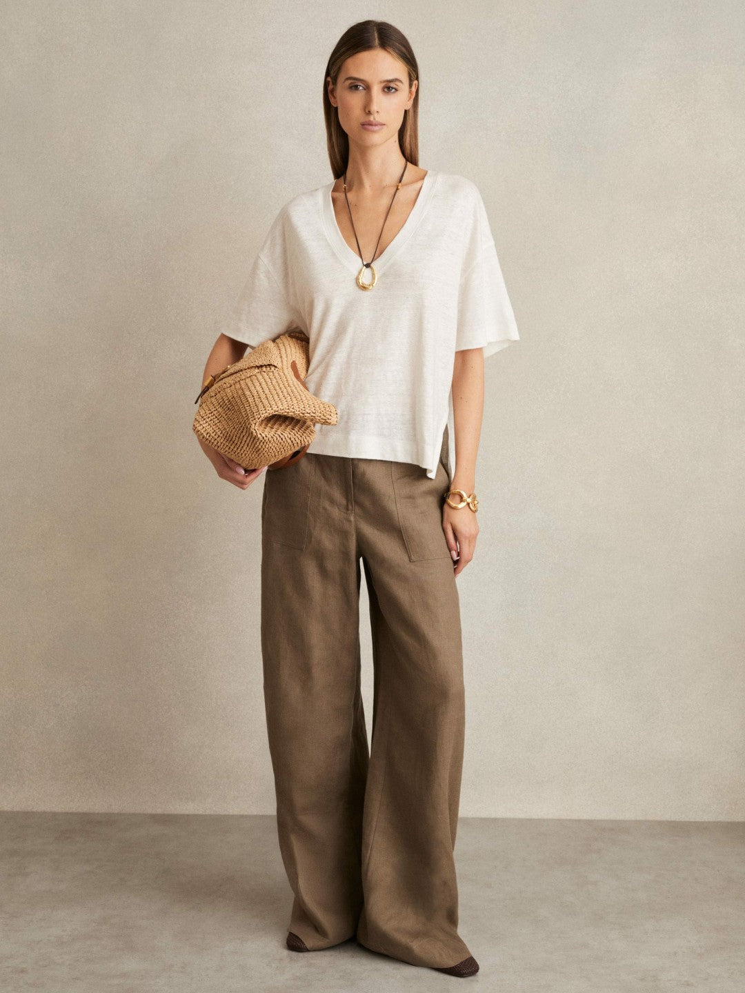 Reiss | Linen V-Neck T-Shirt in White
