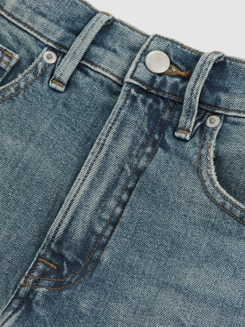 Reiss | 90S Shorts in Indigo Blue