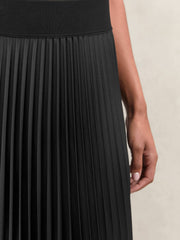 Reiss | Pleated Midi Skirt in Black