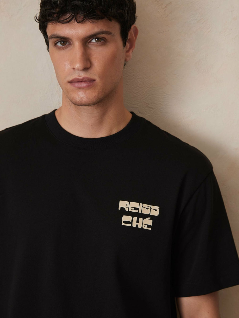 Reiss | | Ché Cotton Palm-Print T-Shirt in Black